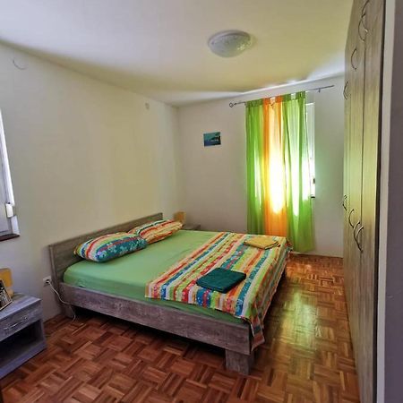 Apartament Omišalj Eksteriør billede